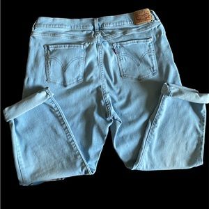 Women’s Boyfriend Levi Jeans, Size 16 (some stretch)